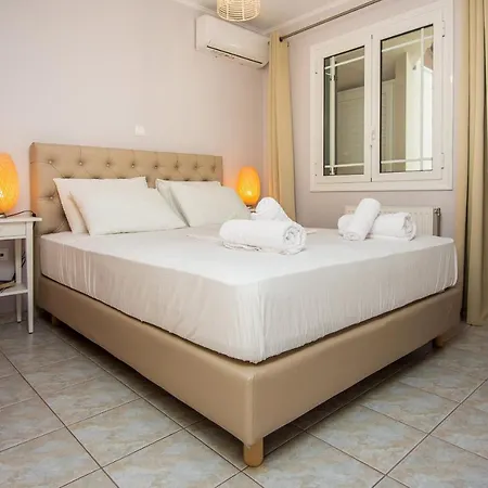 Elena's 3 Argostoli (Kefalonia)
