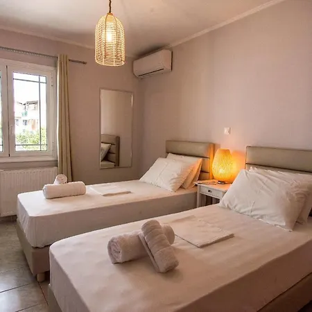 Elena's 3 Apartment *